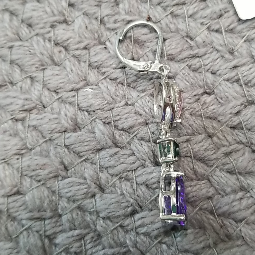 Beautiful earrings - Picture 6 of 6